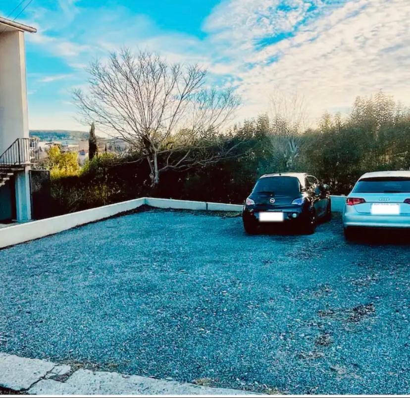 T1 Bis Renove Au Centre D'Auch Apartment Luaran gambar