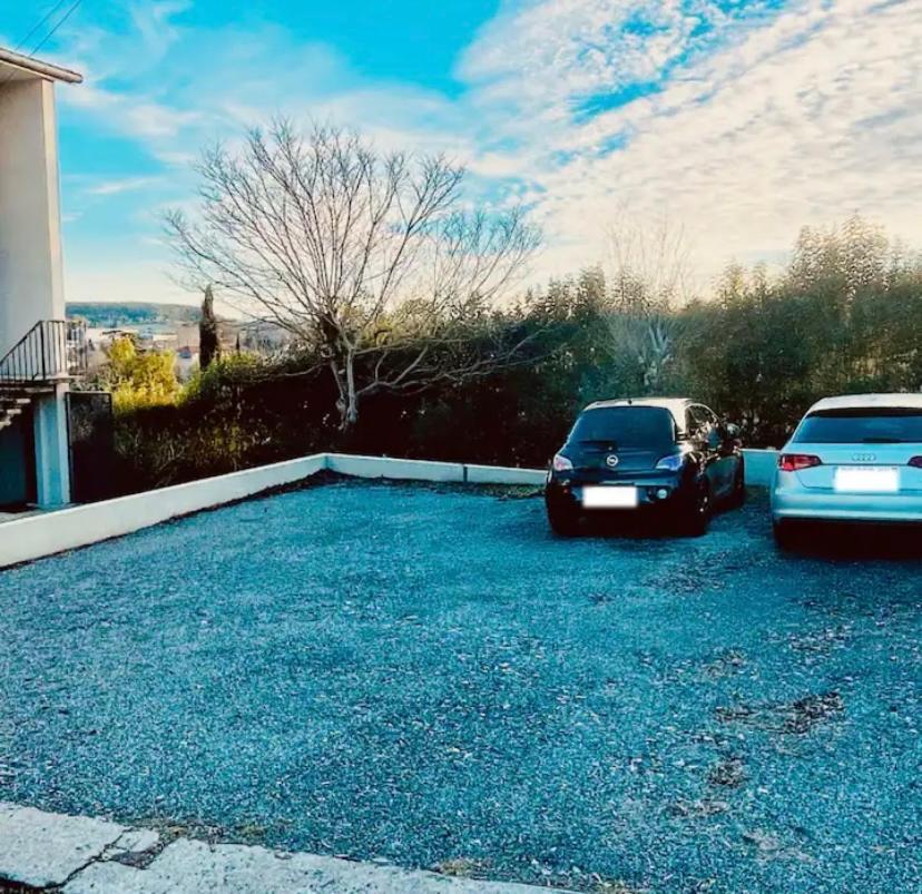 T1 Bis Renove Au Centre D'Auch Apartment Luaran gambar